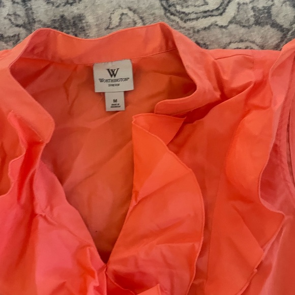 Sleeveless Ruffle Shirt - Picture 5 of 7